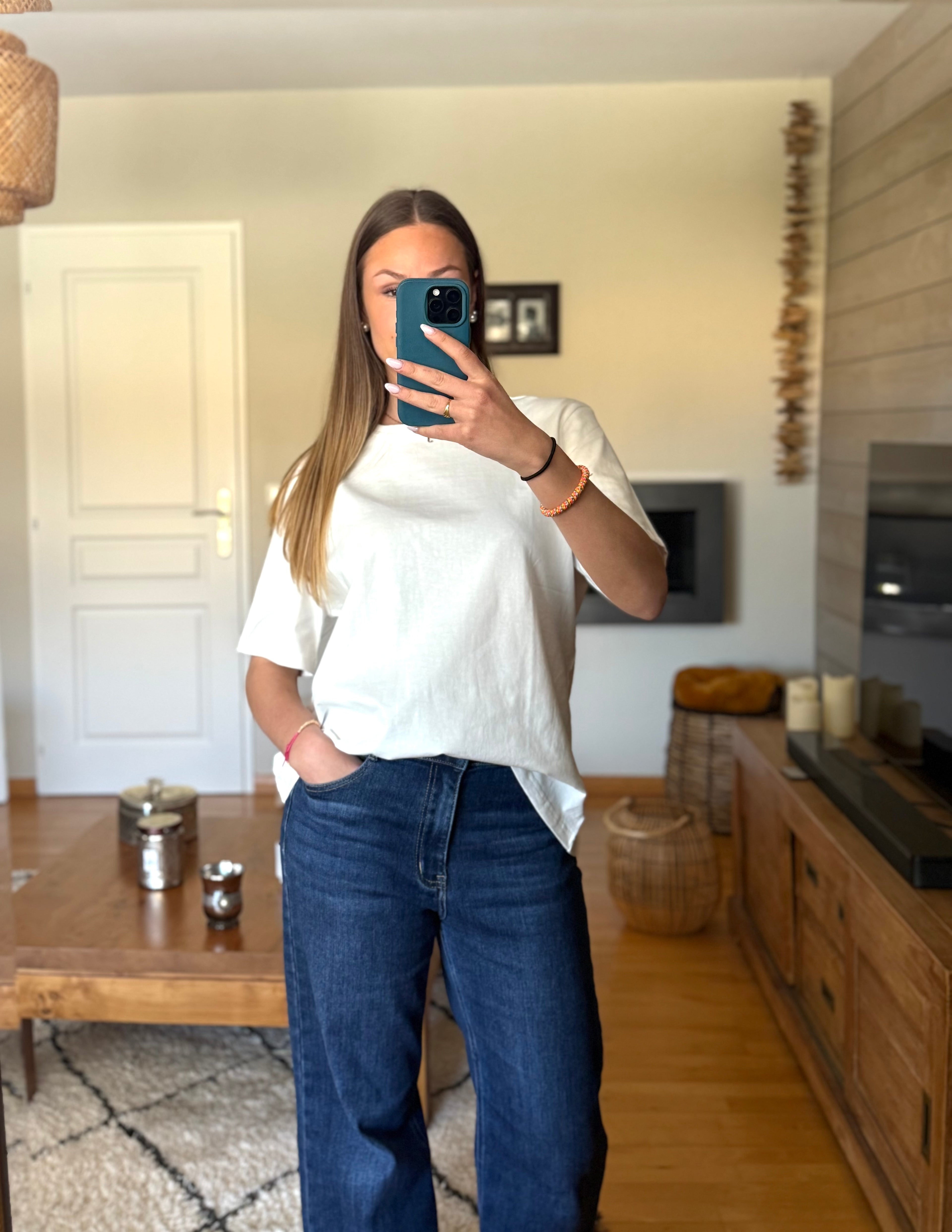 Romane T-shirt with white pattern