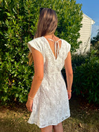 Robe Loane blanche